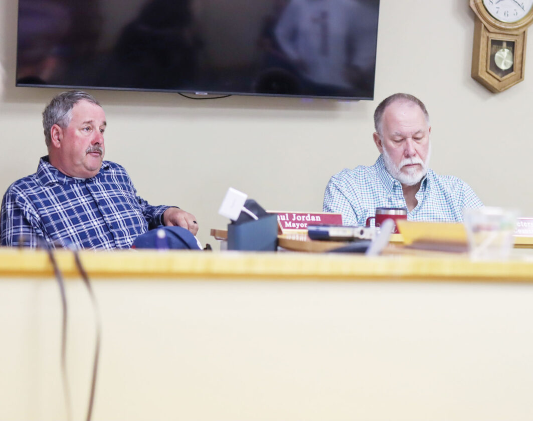 Williamstown City Council talks tennis court resurfacing News Sports Williamstown City Council talks tennis court resurfacing News Sports